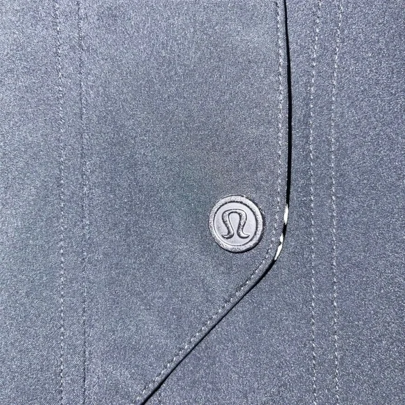 Lululemon Escapade Hooded Soft Shell Jacket Woman Size 8 - Picture 6 of 7